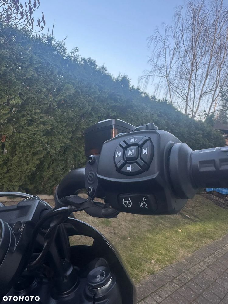 Harley-Davidson Sportster - 12