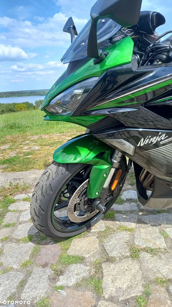 Kawasaki Ninja 1000 SX - 4