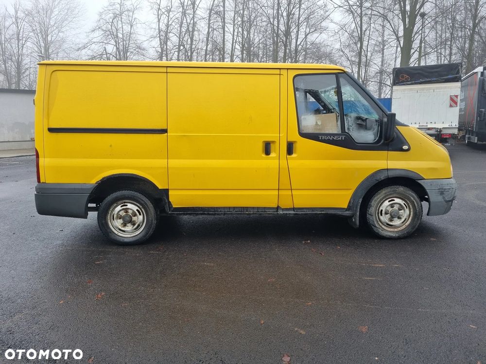 Ford Transit - 4