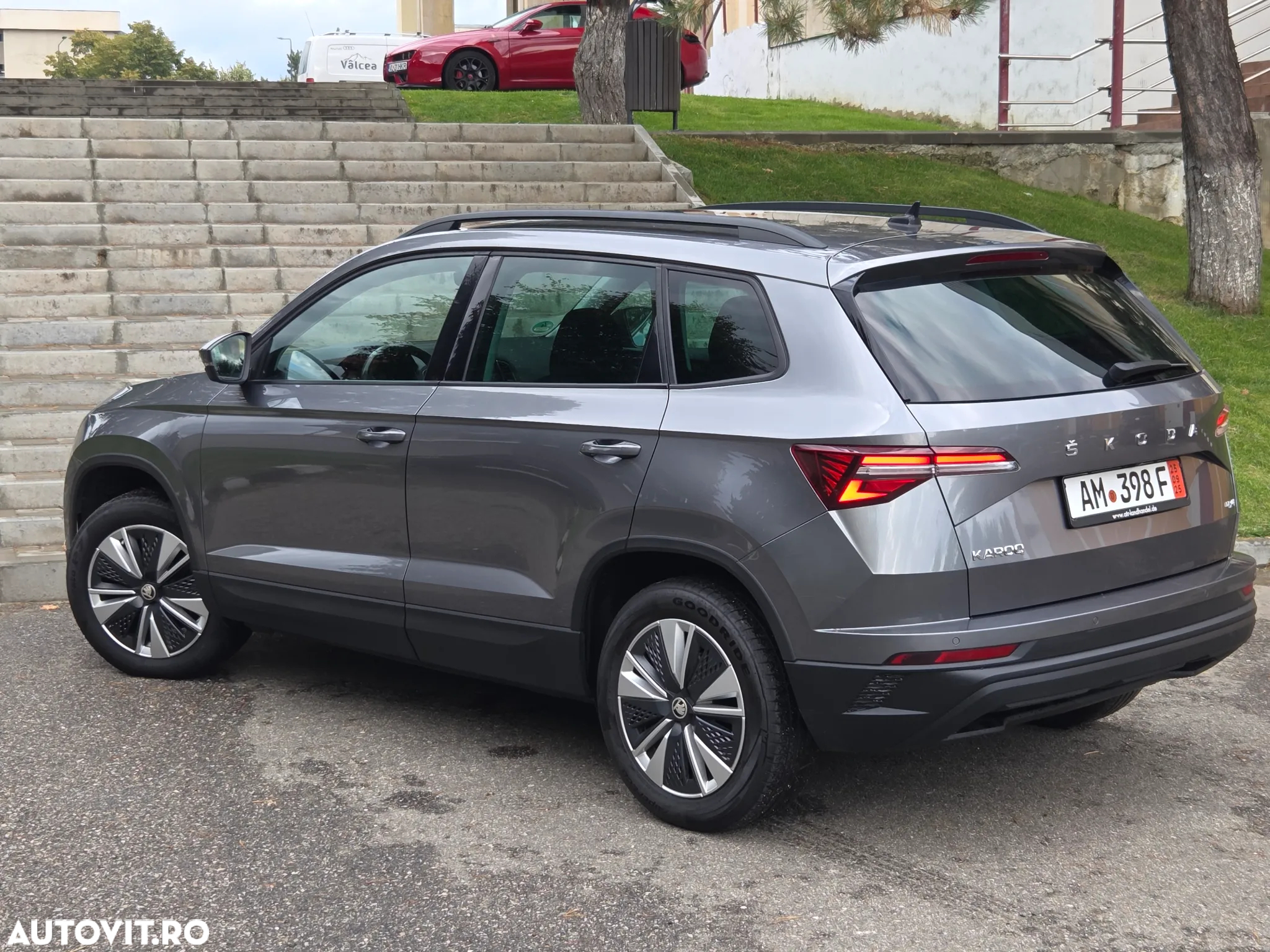 Skoda Karoq 2.0 TDI 4X4 DSG Sportline - 3