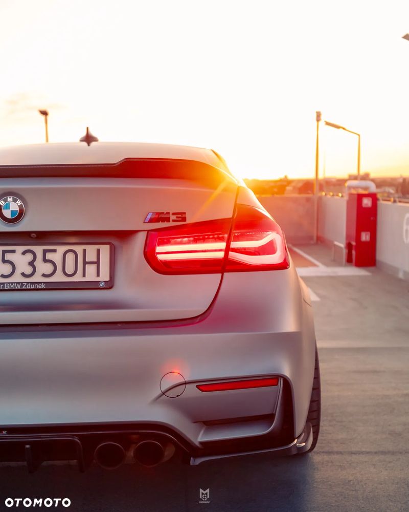 BMW M3 CS DKG - 10