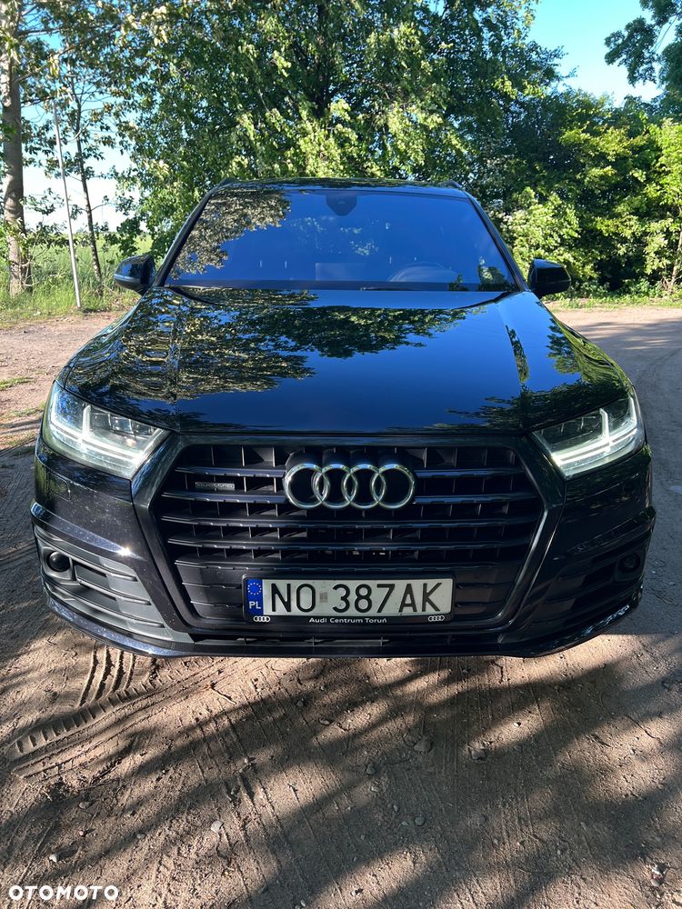 Audi Q7 - 10