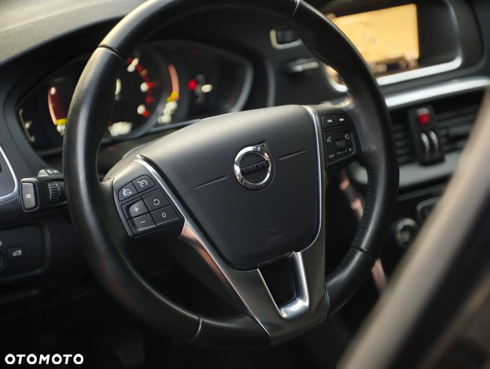 Volvo V40 D2 Momentum - 5
