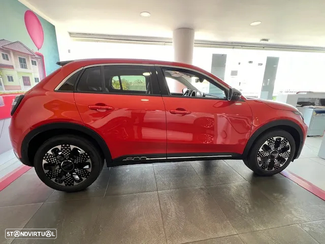 Fiat 600e 54 kWh La Prima - 13