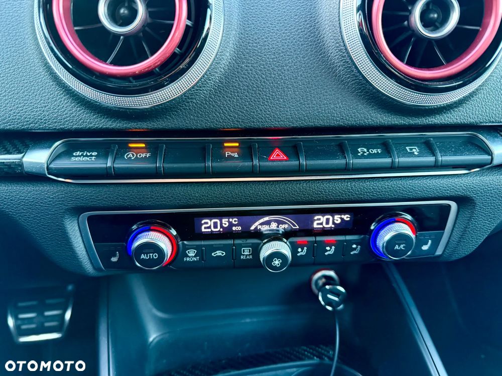 Audi S3 2.0 TFSI Quattro S tronic - 29