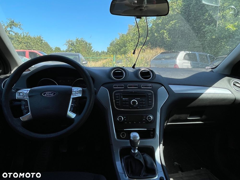 Ford Mondeo 2.0 TDCi Titanium - 16