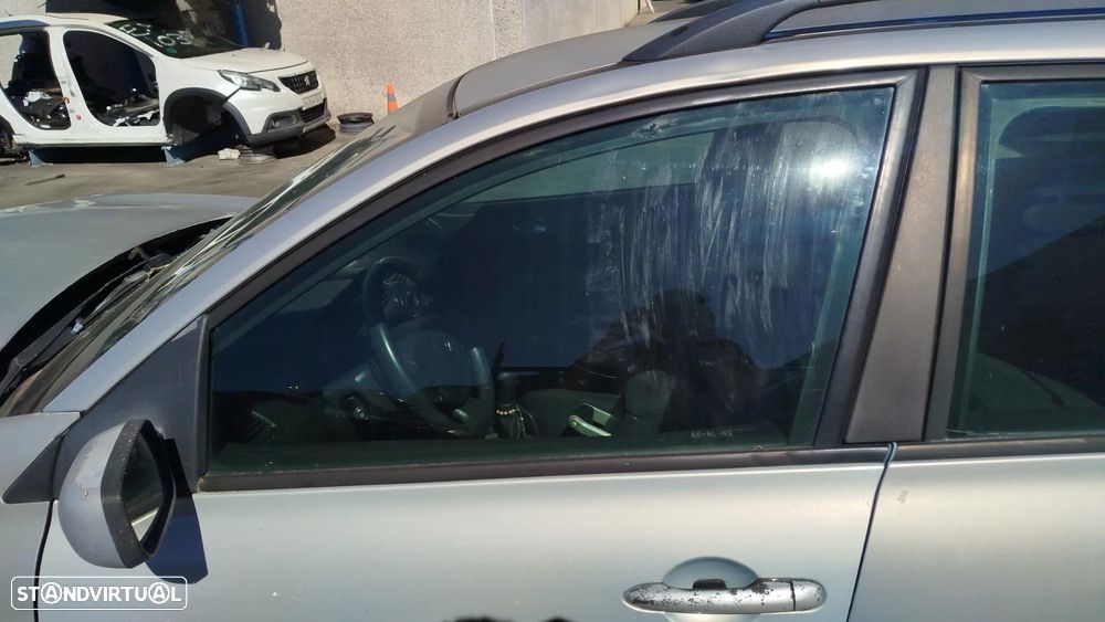 Vidro porta frente esquerda RENAULT Megane II Break (KM0/1_) - 1