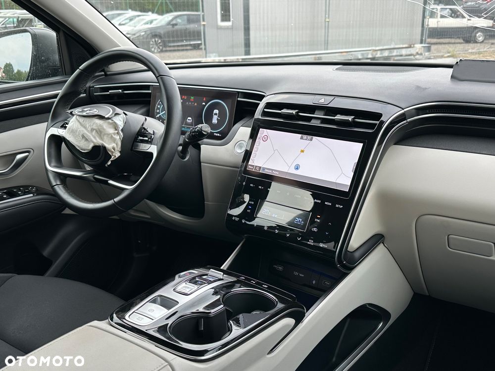 Hyundai Tucson - 25