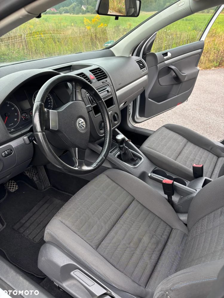 Volkswagen Golf V 1.6 Comfortline - 9