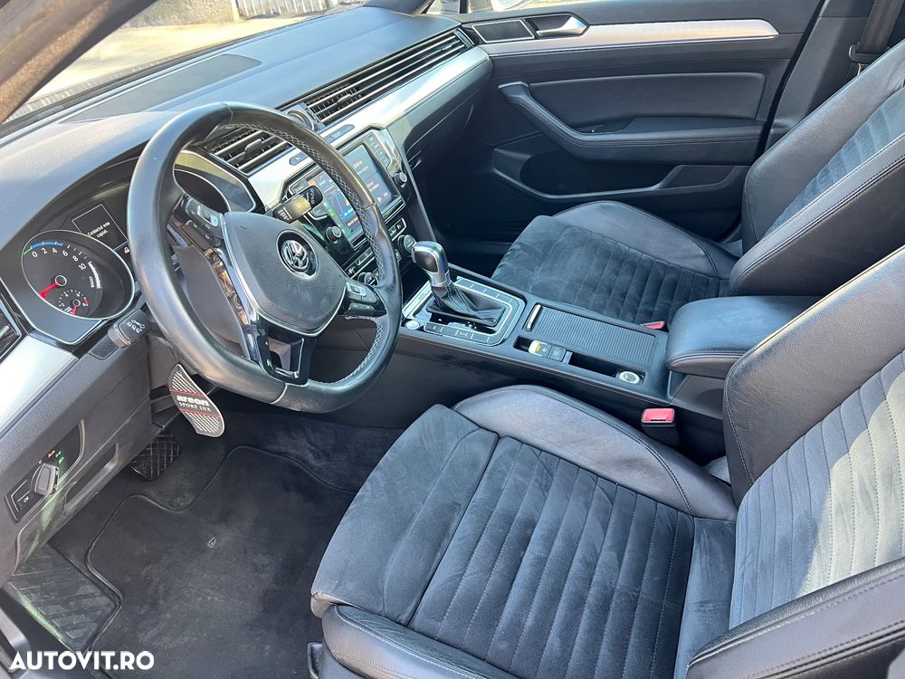 Volkswagen Passat - 15