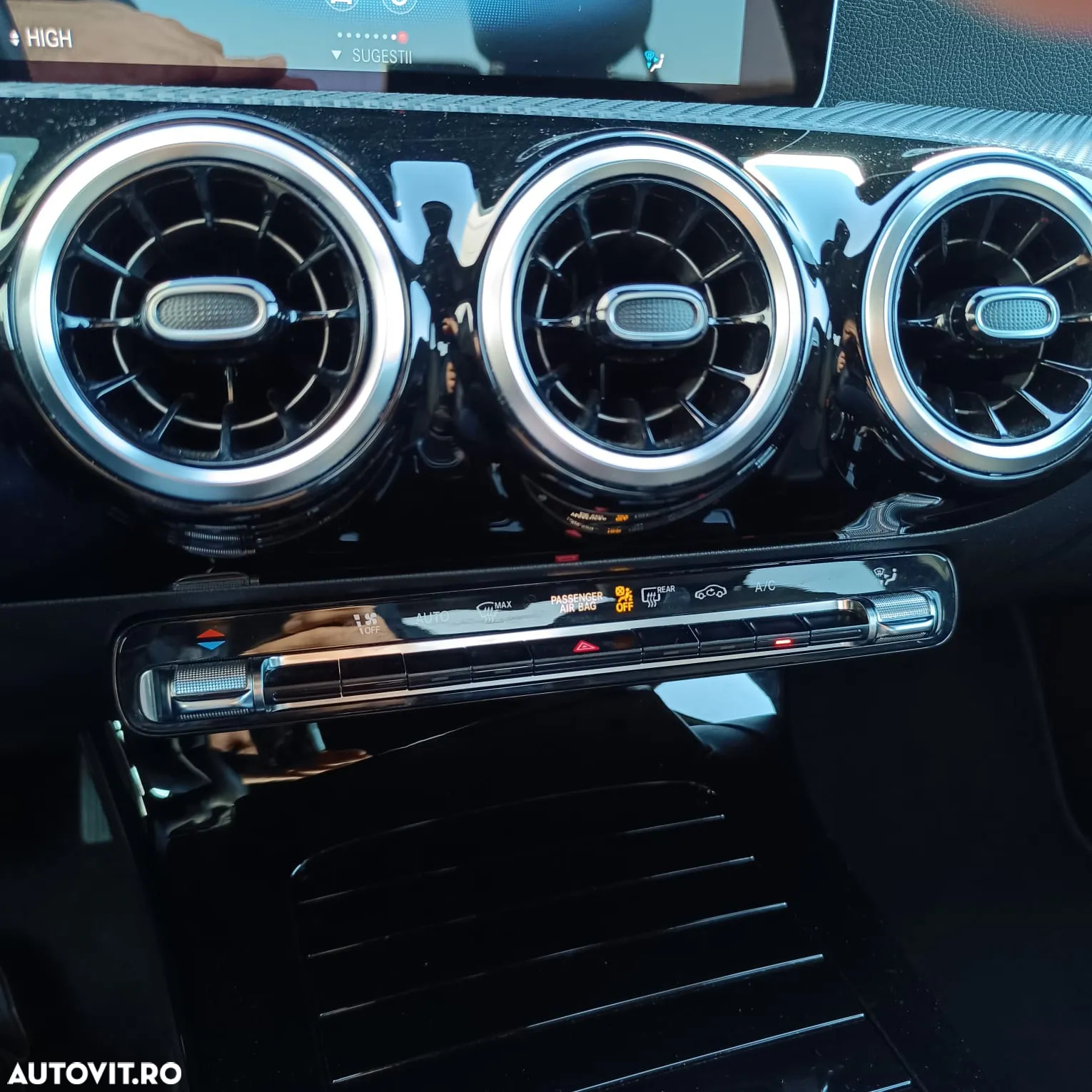 Mercedes-Benz A 180 d 7G-DCT - 25
