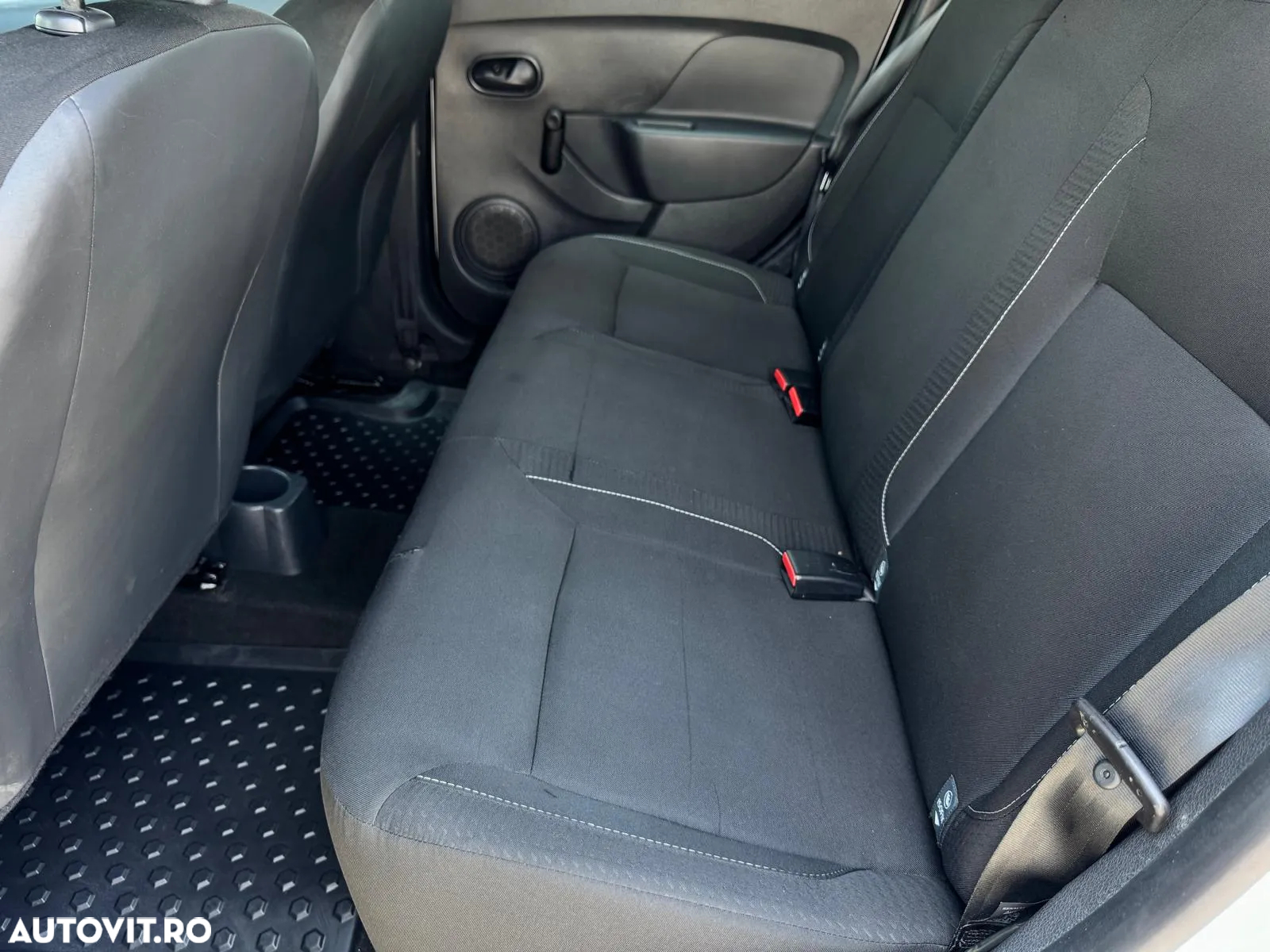 Dacia Logan MCV 1.5 dCi Ambiance - 12