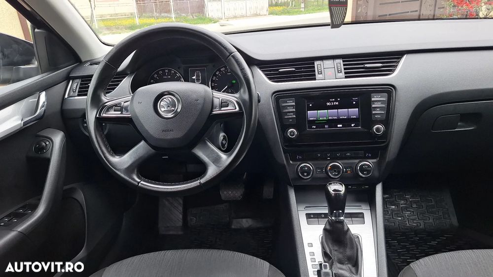 Skoda Octavia 2.0 TDI Green tec DSG Elegance - 14