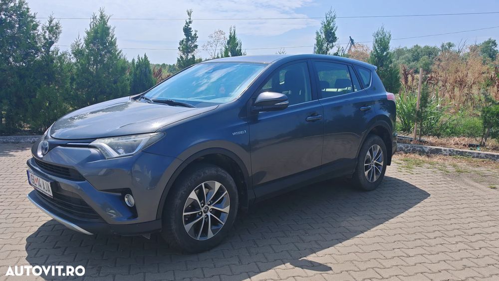 Toyota RAV4 - 3