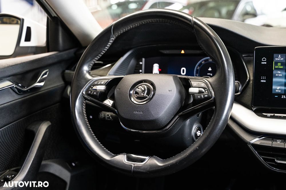 Skoda Octavia 2.0 TDI DSG Exclusive - 13