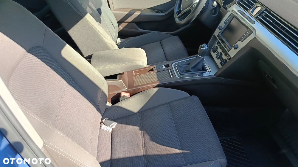 Volkswagen Passat 2.0 TDI BMT Highline - 7