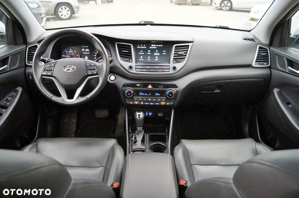 Hyundai Tucson blue 1.7 CRDi 2WD DCT Premium - 15