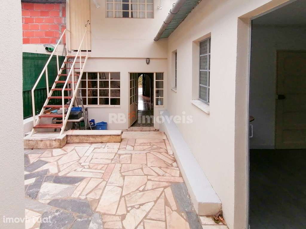 Moradia T2+1 com espaço exterior - Alto do Piolhinho, Tomar - Grande imagem: 3/26