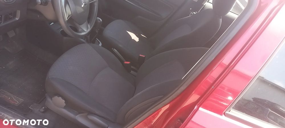 Mitsubishi Space Star 1.0 Entry - 7