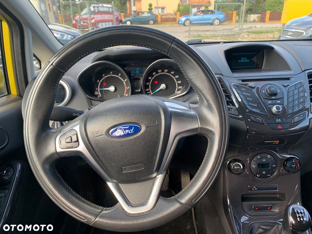 Ford Fiesta 1.0 EcoBoost S&S TITANIUM X - 22