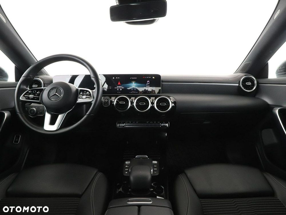 Mercedes-Benz CLA 200 d 8G-DCT Progressive - 16