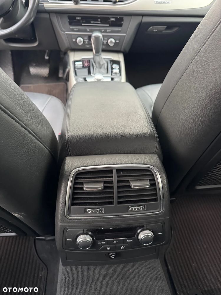 Audi A6 Allroad 3.0 TDI Quattro S tronic - 9