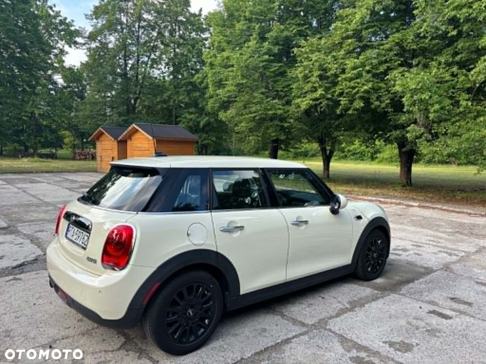 MINI Cooper Seven Chili - 6