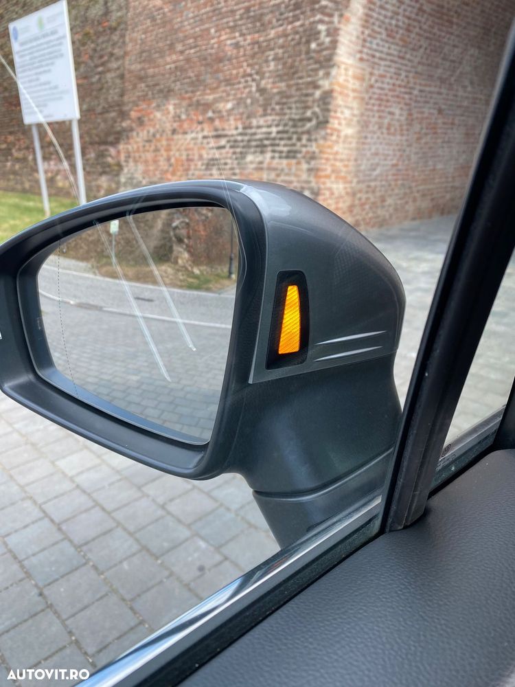 Volkswagen Tiguan Allspace 2.0 TDI 4Mot DSG Elegance - 37