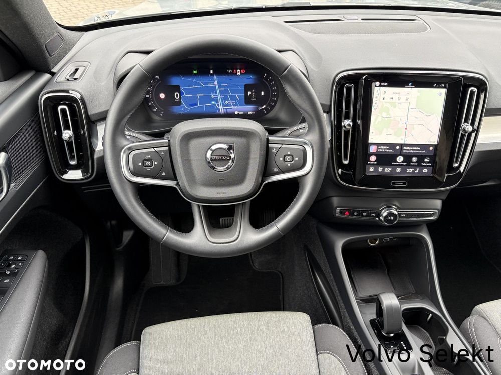 Volvo XC 40 2024