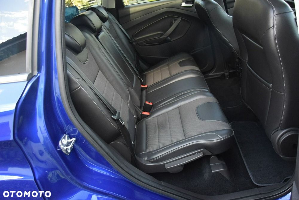 Ford Kuga 2.0 TDCi 2x4 Titanium - 21