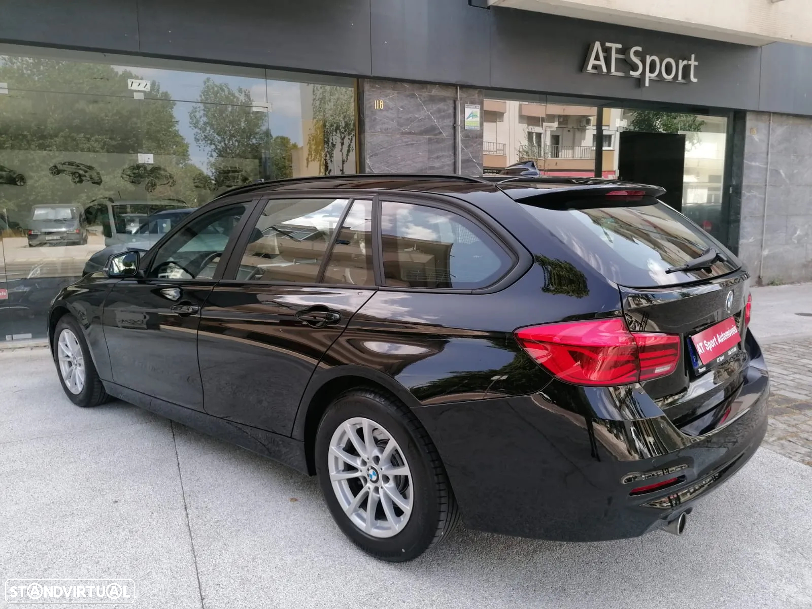 BMW 318 d Touring Advantage Auto - 16