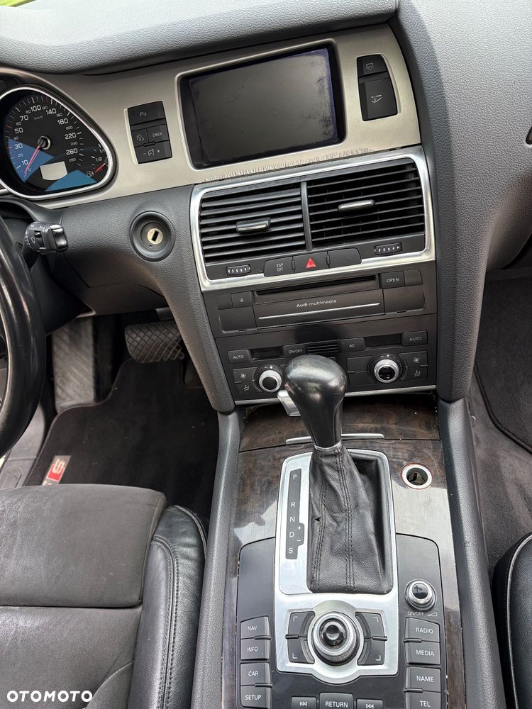 Audi Q7 3.0 TDI DPF Quattro Tiptronic - 31