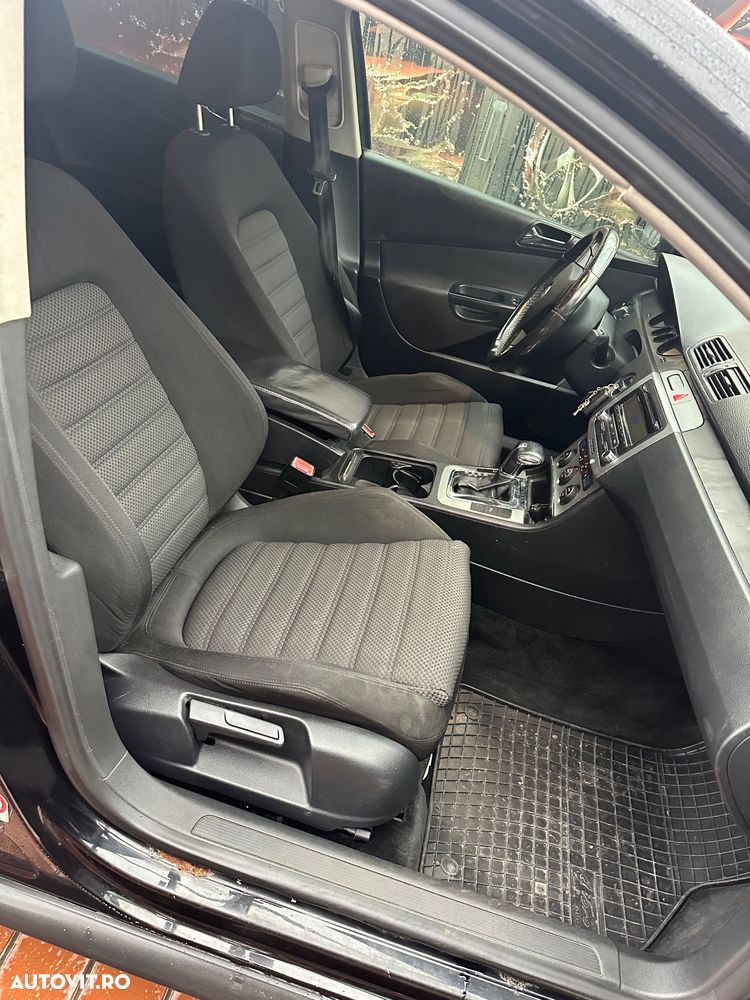 Volkswagen Passat 2.0TDI Sportline DPF DSG - 6