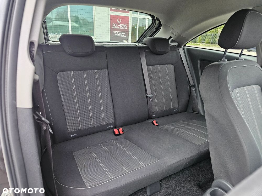 Opel Corsa 1.4 16V Sport - 13