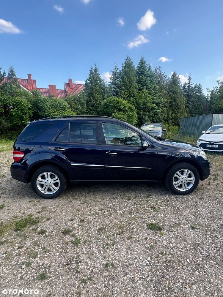 Mercedes-Benz ML 350 4-Matic - 10