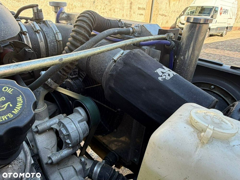 Toyota FJ - 31