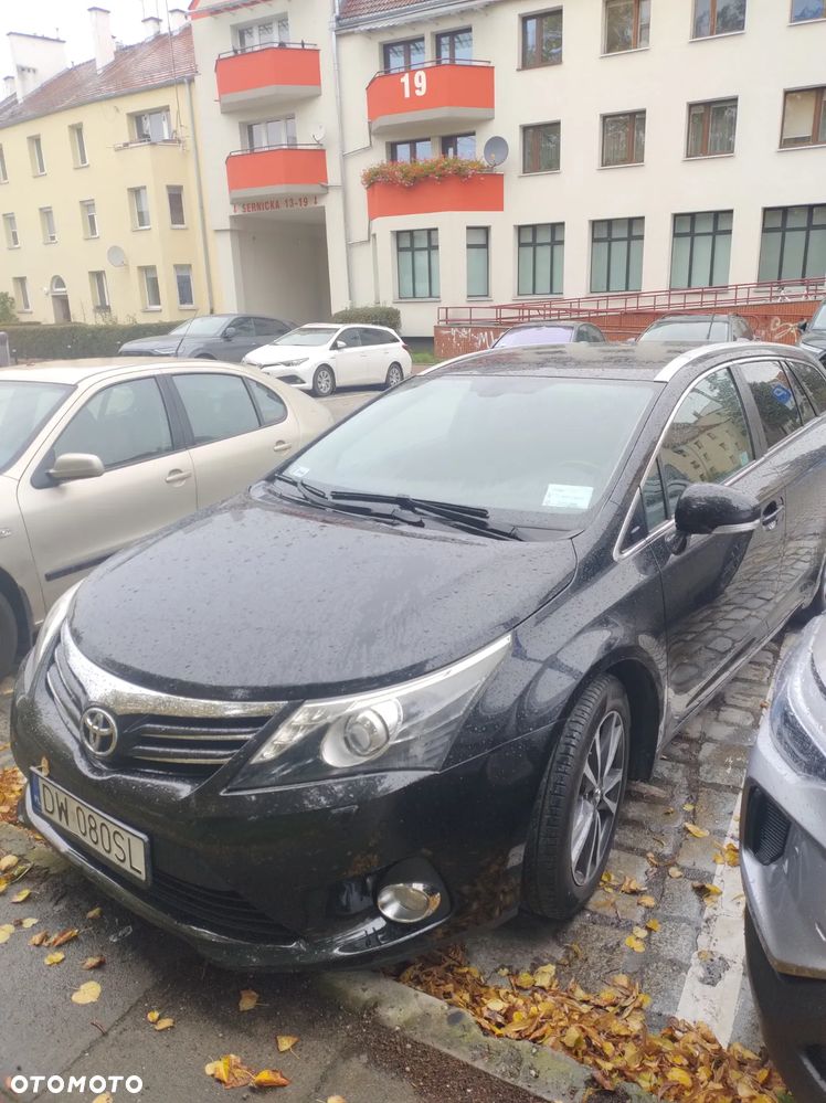 Toyota Avensis - 2
