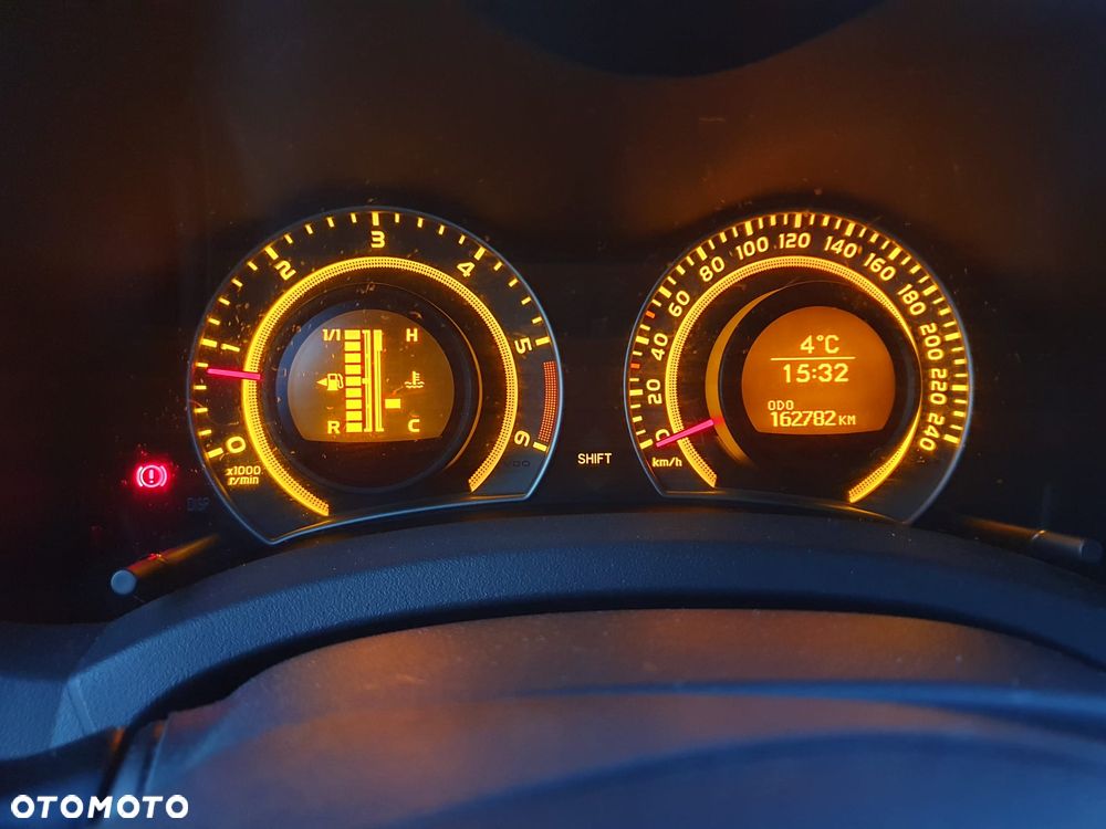 Toyota Auris 2.0 D-4D Edition - 2