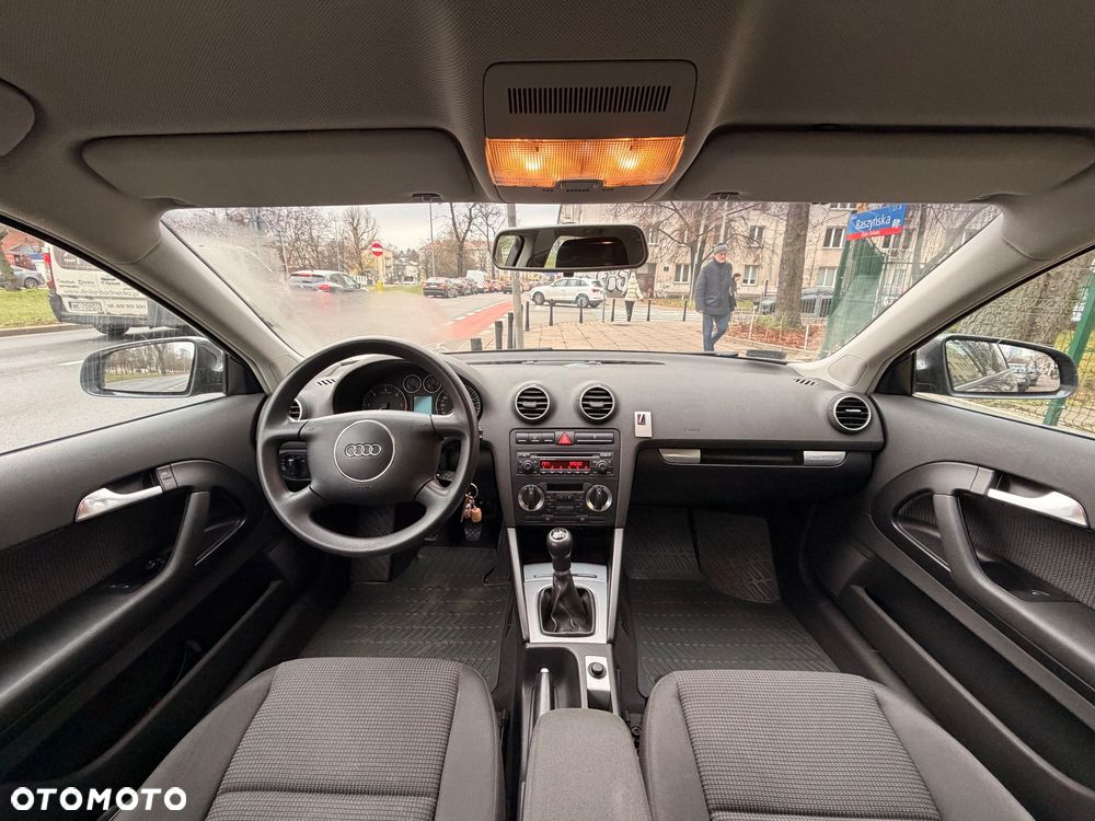 Audi A3 3-drzwiowe 2.0 TDI Quattro Ambiente - 12