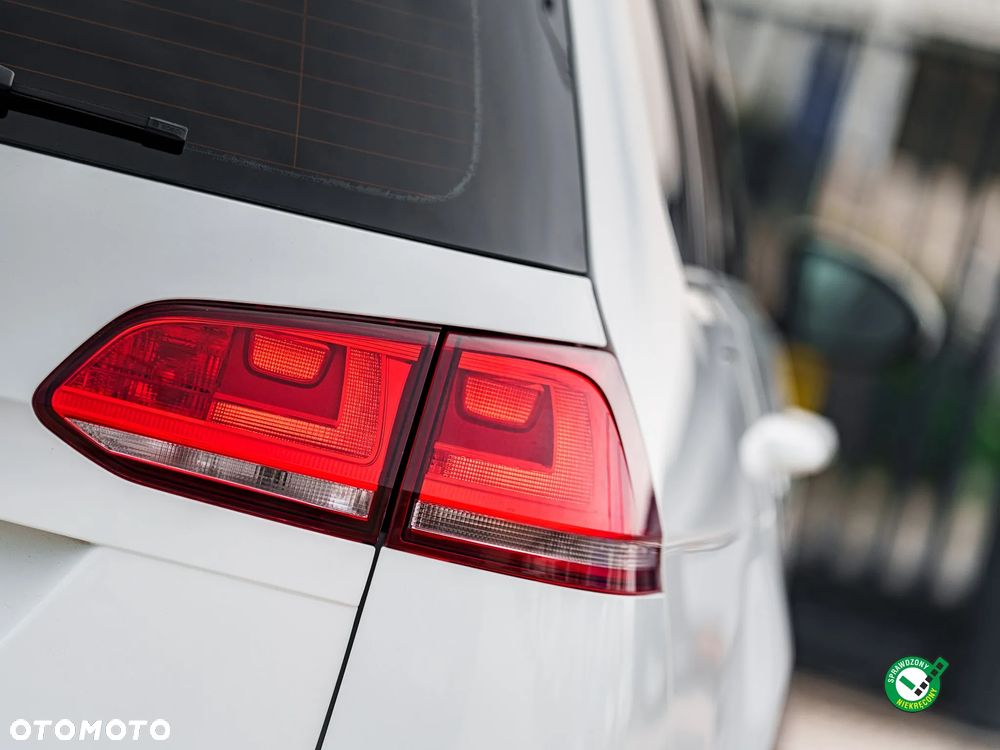 Volkswagen Golf 1.4 TSI BMT Comfortline DSG - 11