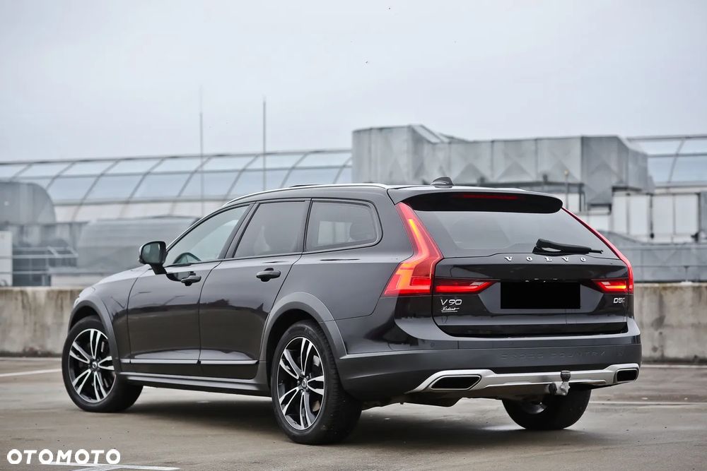 Volvo V90 Cross Country D5 SCR AWD Pro - 11