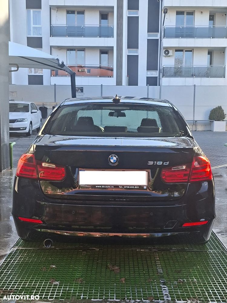 BMW Seria 3 318d - 4