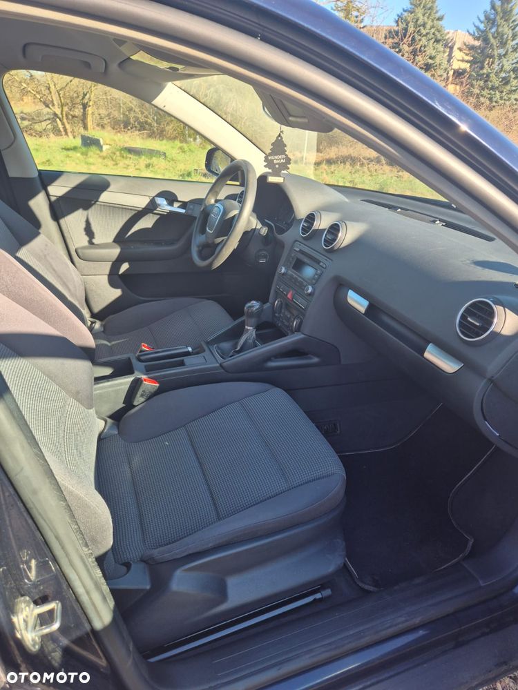 Audi A3 Sportback 1.6 Attraction - 10