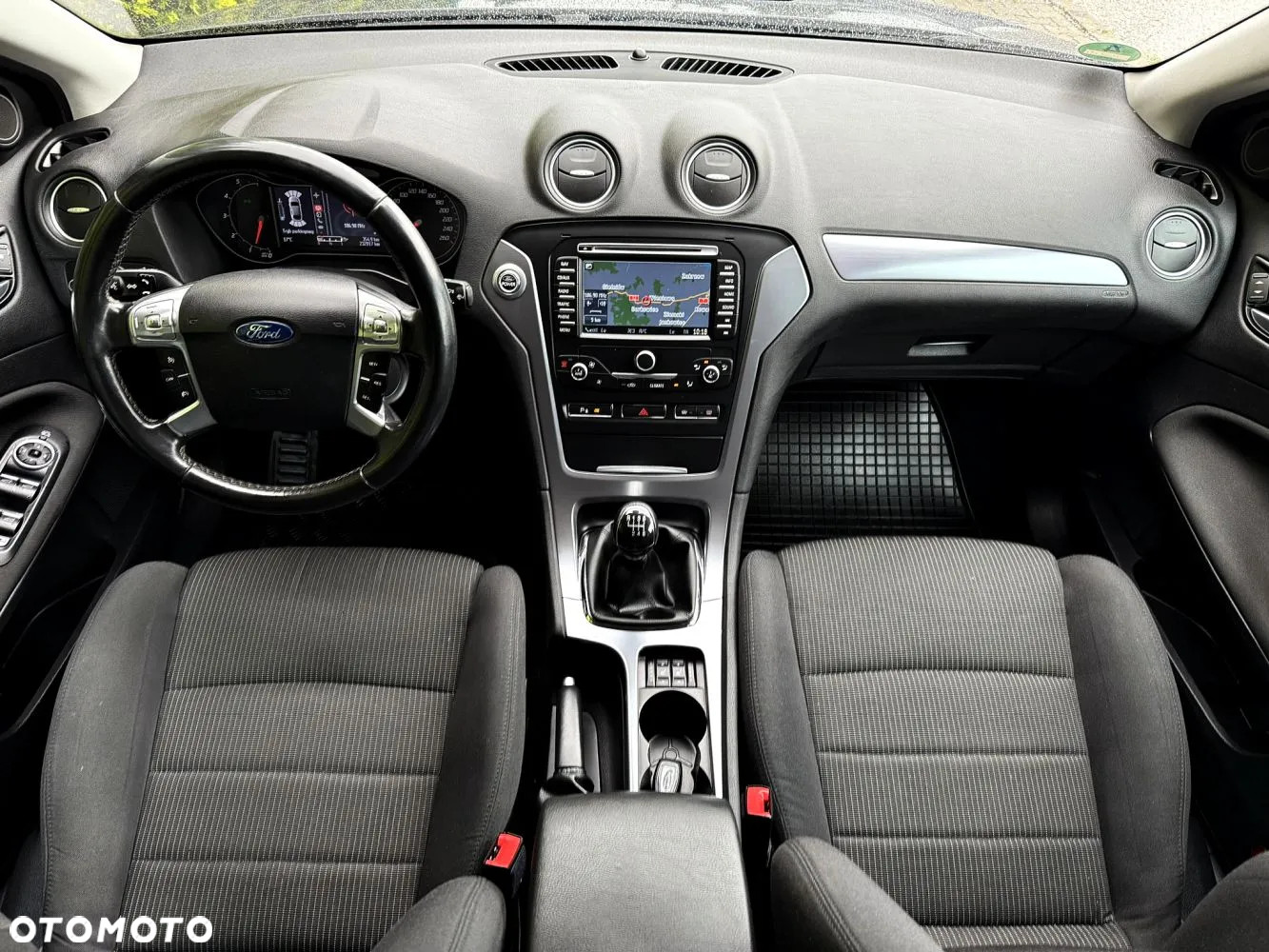 Ford Mondeo - 24