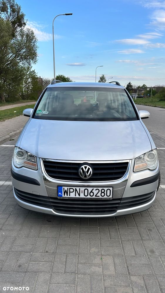 Volkswagen Touran 1.9 TDI Conceptline - 2