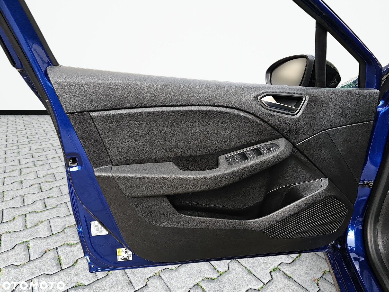Renault Clio - 17