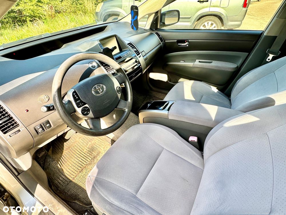 Toyota Prius 1.5 VVT-i Prestige - 3