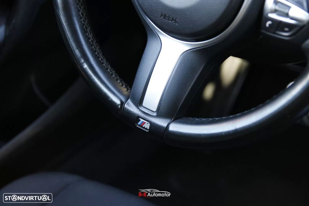 BMW 118 dA Line Sport - 22