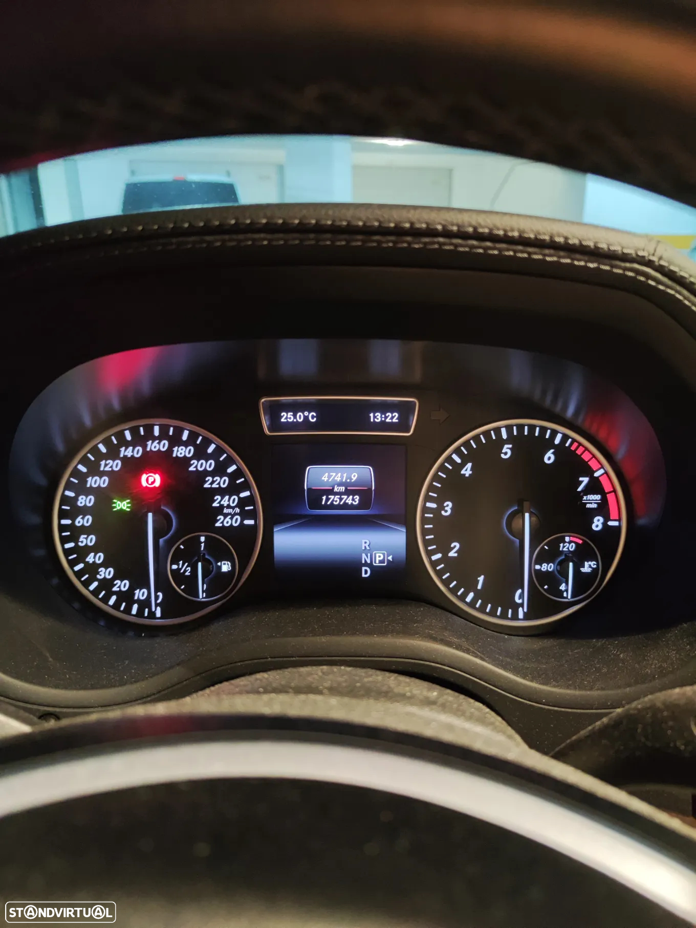 Mercedes-Benz B 200 7G-DCT - 8