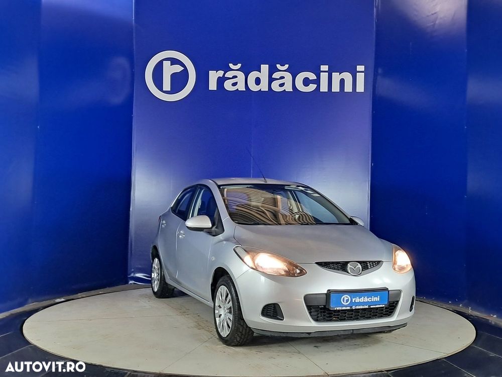 Mazda 2 - 5